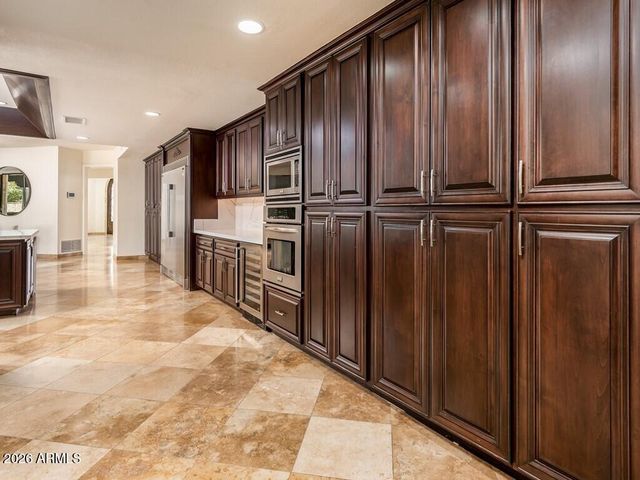 6332 E VISTA Drive, Paradise Valley, AZ 85253