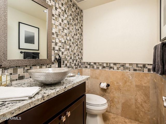 6332 E VISTA Drive, Paradise Valley, AZ 85253