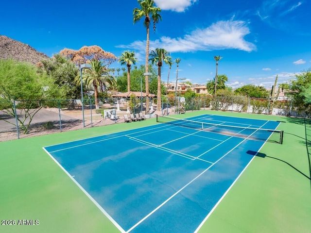 6332 E VISTA Drive, Paradise Valley, AZ 85253