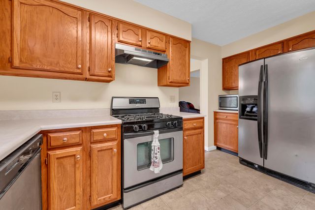 5609 Sandbrook Lane, Hilliard, OH 43026