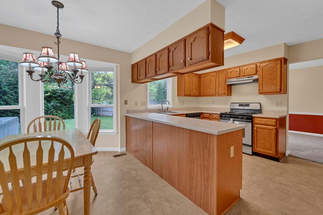 5609 Sandbrook Lane, Hilliard, OH 43026