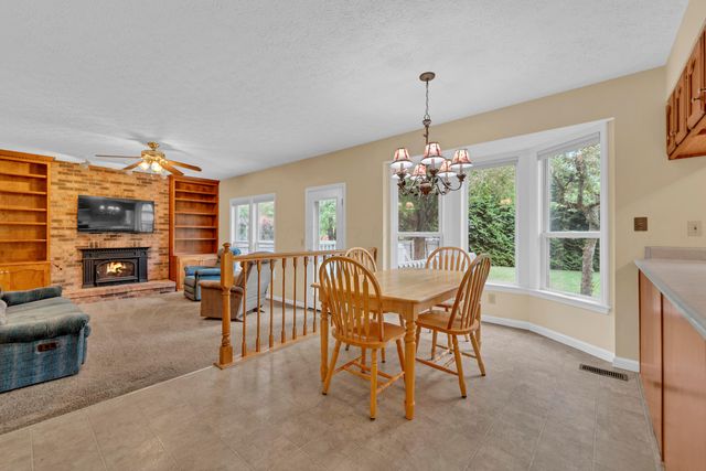 5609 Sandbrook Lane, Hilliard, OH 43026