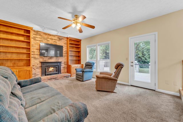 5609 Sandbrook Lane, Hilliard, OH 43026