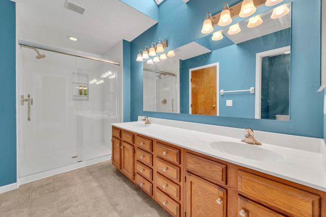 5609 Sandbrook Lane, Hilliard, OH 43026