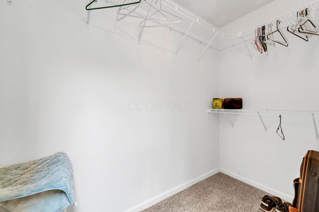 5609 Sandbrook Lane, Hilliard, OH 43026