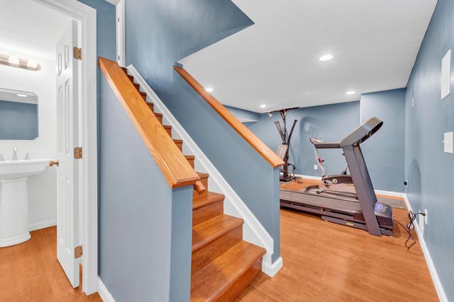 5609 Sandbrook Lane, Hilliard, OH 43026