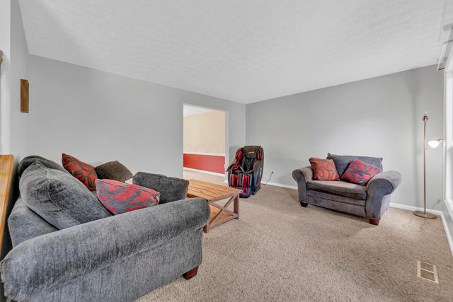 5609 Sandbrook Lane, Hilliard, OH 43026