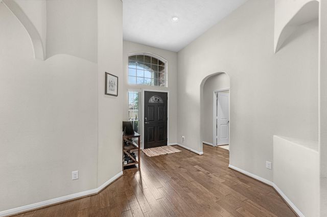 9706 Yellow Rose Drive, Texas City, TX 77591