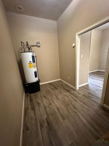 1204 Jenny St, Longview, TX 75604