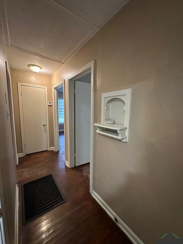 1204 Jenny St, Longview, TX 75604