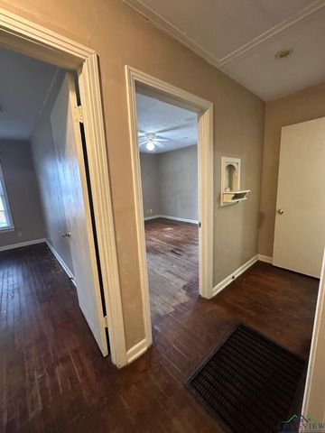 1204 Jenny St, Longview, TX 75604