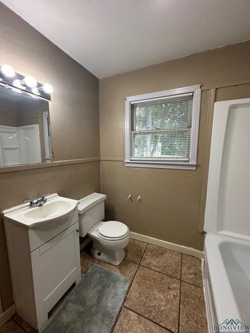 1204 Jenny St, Longview, TX 75604