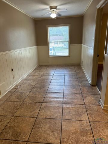 1204 Jenny St, Longview, TX 75604