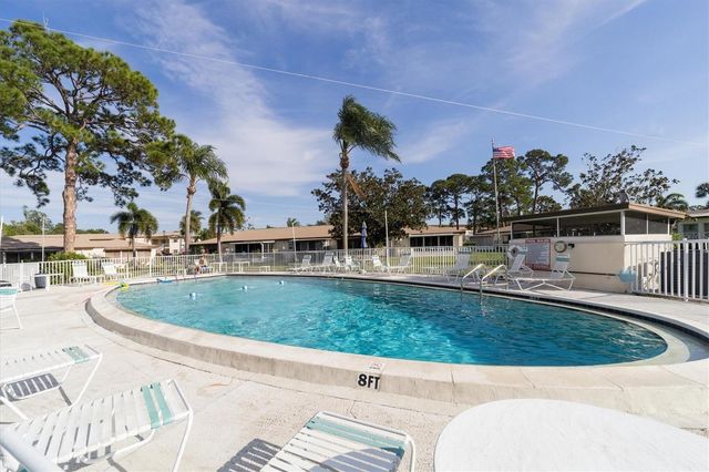 2809 SWIFTON DRIVE 4, Sarasota, FL 34231