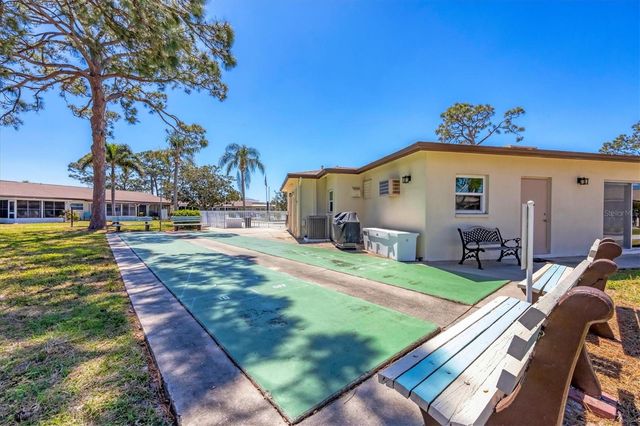 2809 SWIFTON DRIVE 4, Sarasota, FL 34231