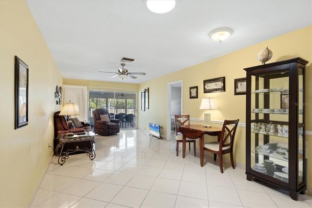 2809 SWIFTON DRIVE 4, Sarasota, FL 34231