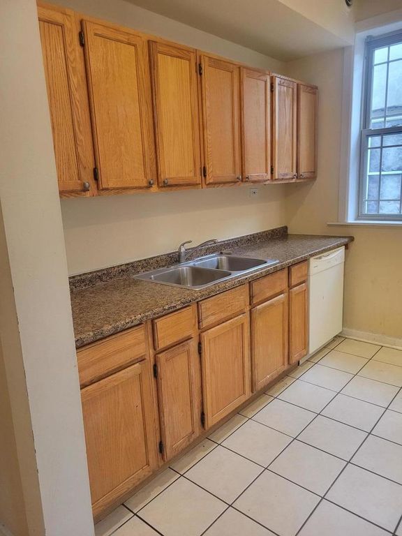 1742 W wallen Avenue, Chicago, IL 60626 — photo 5