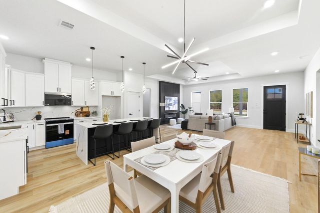 109 Kawainui LN, Bastrop, TX 78602
