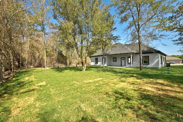 109 Kawainui LN, Bastrop, TX 78602