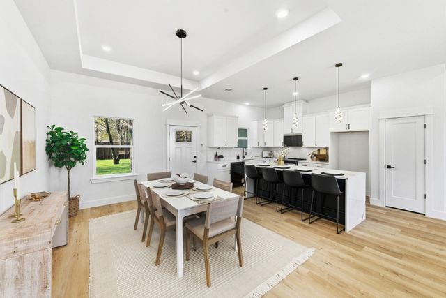 109 Kawainui LN, Bastrop, TX 78602