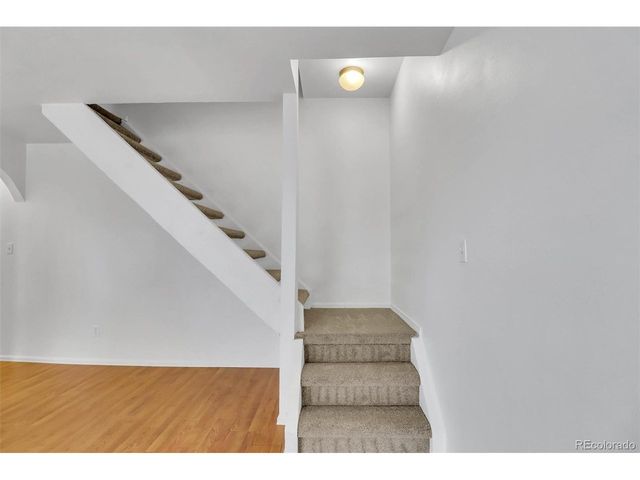 1329 S Chambers Cir B, Aurora, CO 80012