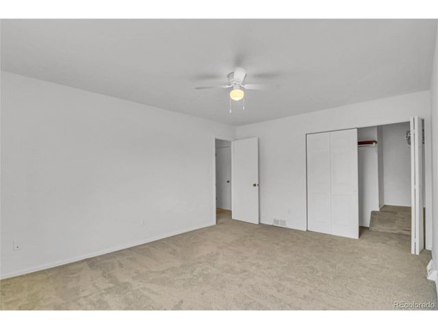 1329 S Chambers Cir B, Aurora, CO 80012