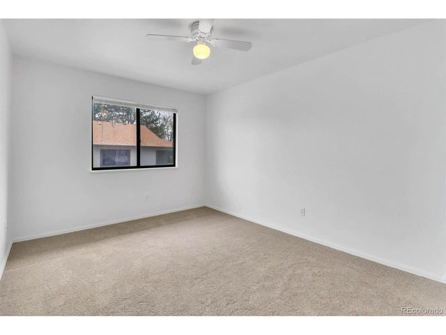 1329 S Chambers Cir B, Aurora, CO 80012