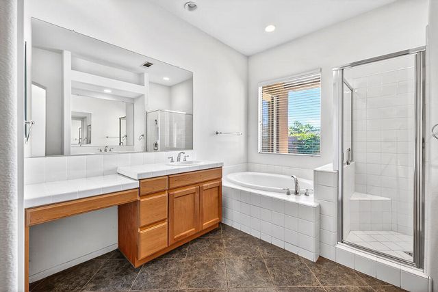 41 Vista Mirage Way, Rancho Mirage, CA 92270