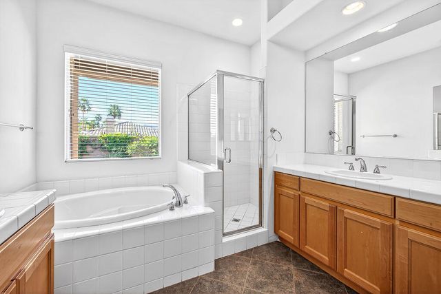 41 Vista Mirage Way, Rancho Mirage, CA 92270