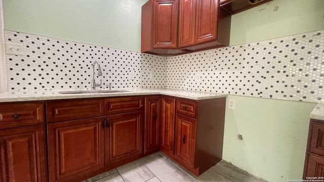 5411 Indian Desert, San Antonio, TX 78242