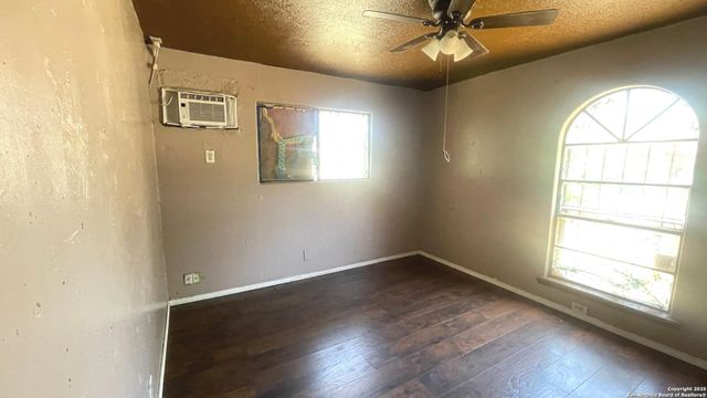 5411 Indian Desert, San Antonio, TX 78242