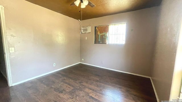 5411 Indian Desert, San Antonio, TX 78242
