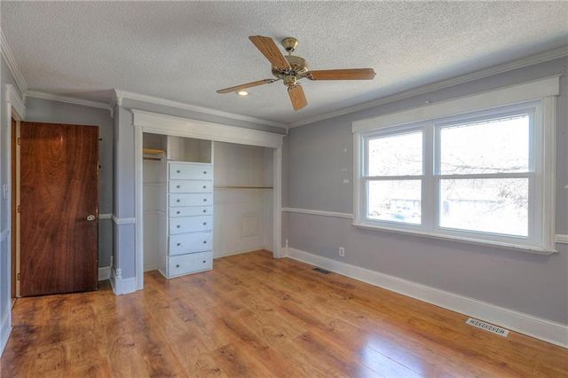 2218 Liberty Landing Road, Liberty, MO 64068