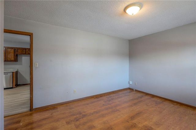 2218 Liberty Landing Road, Liberty, MO 64068