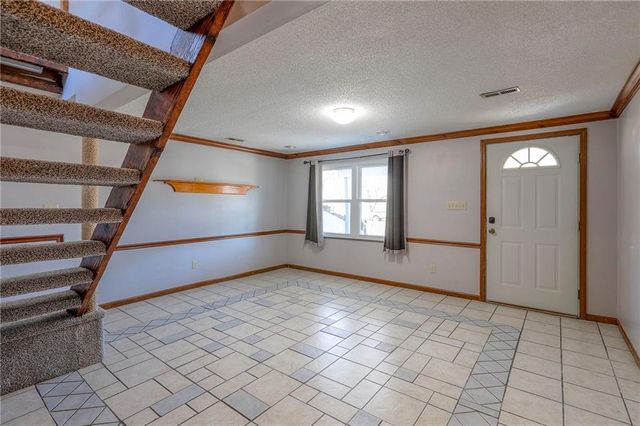 2218 Liberty Landing Road, Liberty, MO 64068