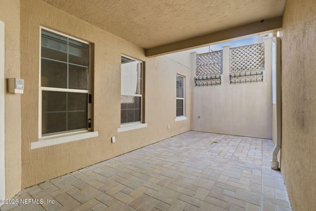 6116 CLEARSKY Drive, Jacksonville, FL 32258