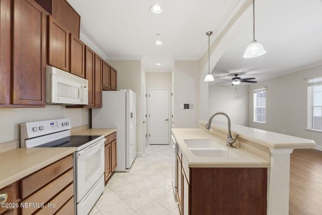 6116 CLEARSKY Drive, Jacksonville, FL 32258