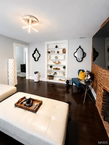 2630 S Jefferson Avenue, St Louis, MO 63118