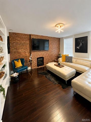 2630 S Jefferson Avenue, St Louis, MO 63118