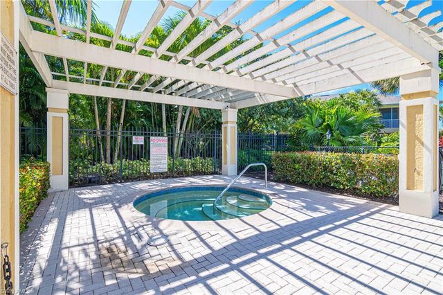 22992 Lone Oak DR, Estero, FL 33928