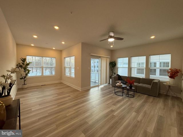 6828 WINTERHILL LN, Glen Burnie, MD 21060