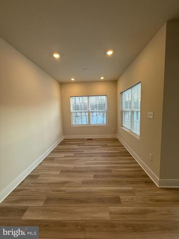 6828 WINTERHILL LN, Glen Burnie, MD 21060