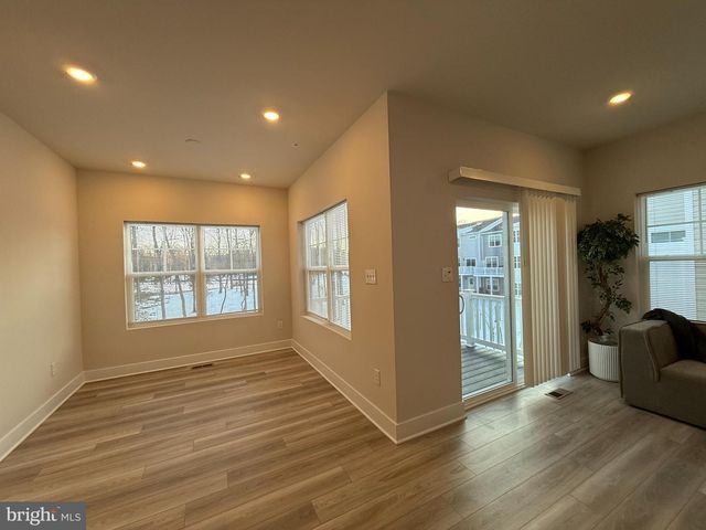 6828 WINTERHILL LN, Glen Burnie, MD 21060