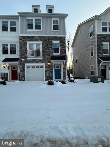 6828 WINTERHILL LN, Glen Burnie, MD 21060