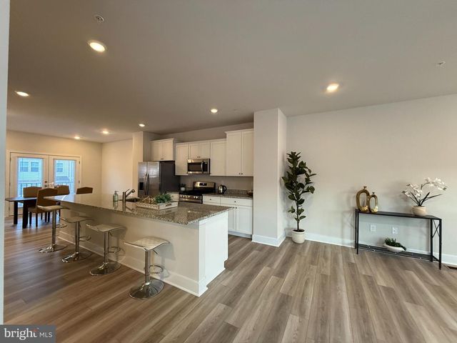 6828 WINTERHILL LN, Glen Burnie, MD 21060