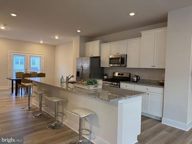 6828 WINTERHILL LN, Glen Burnie, MD 21060