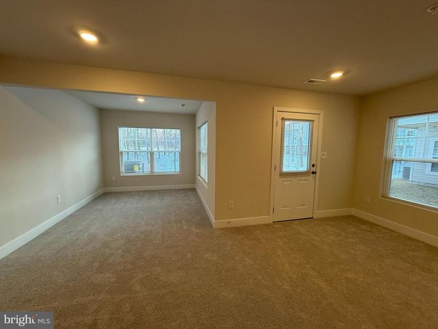 6828 WINTERHILL LN, Glen Burnie, MD 21060