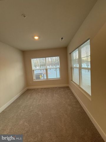 6828 WINTERHILL LN, Glen Burnie, MD 21060