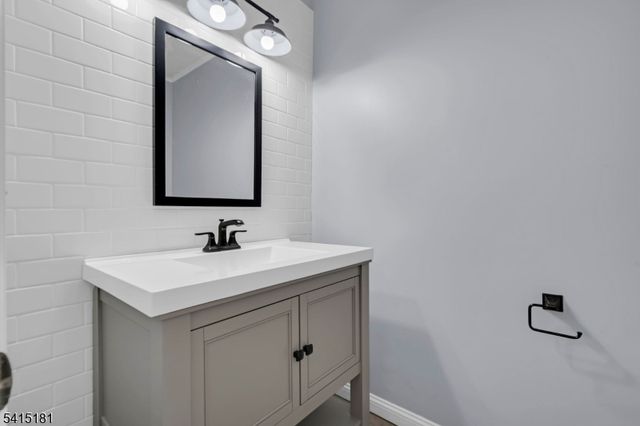 12 Dorado Dr 12E, Morristown Town, NJ 07960