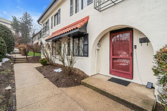 12 Dorado Dr 12E, Morristown Town, NJ 07960